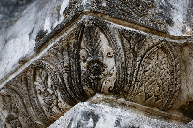 Wat Ratchaburana-064